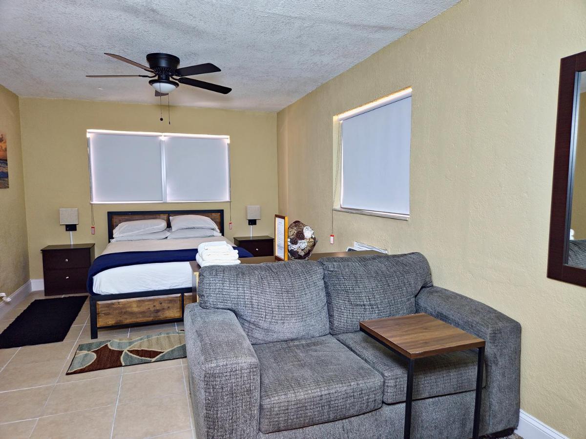 The Vacay Inn Lauderdale Lakes 外观 照片
